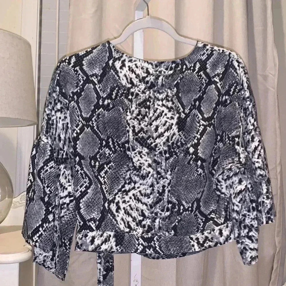 NWT She +Sky snake print shirt - Picture 3 of 3